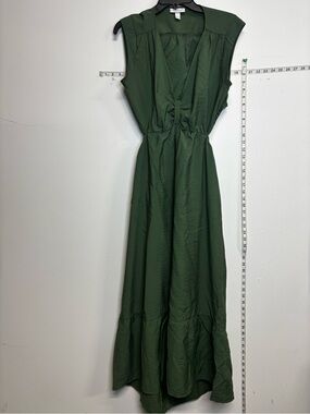 Ingrid & Isabel Sleeveless V-Neck Maxi Dress in Deep Green